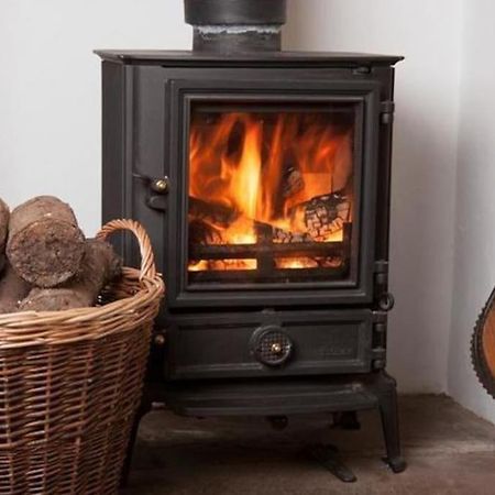Scenic Welsh Cottage In The Brecon Beacons Crickhowell Luaran gambar